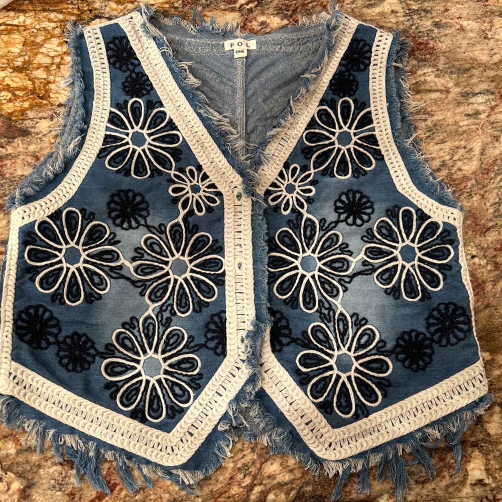 POL Blue Embroidered Floral Vest